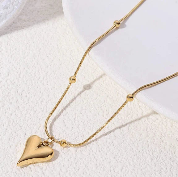 Heart Vintage Chain Necklace 18K Gold Plated, Waterproof and Anti-Tarnish